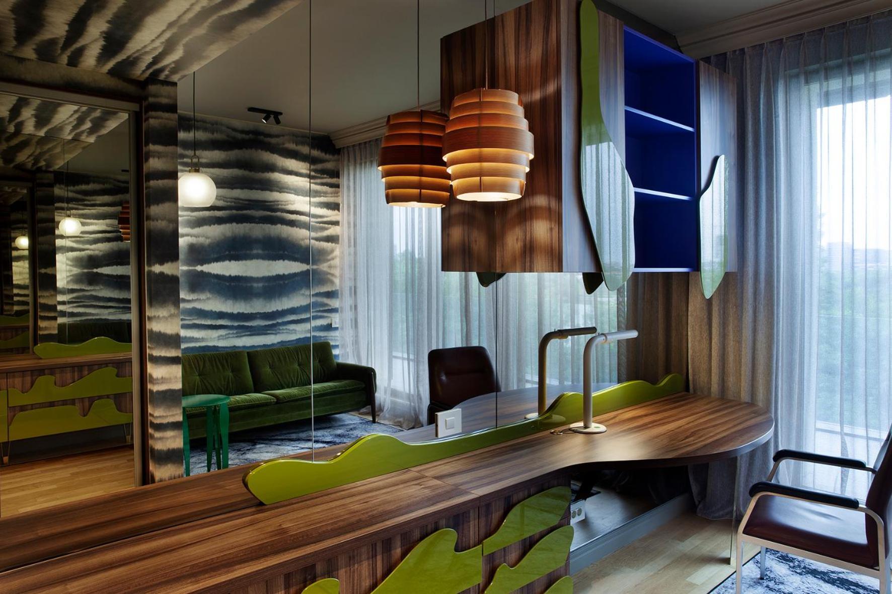 Room12 House